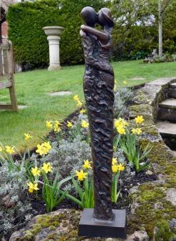 Bronze Forever Love Modern Statue - 63cm Garden Sculpture