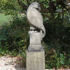 Eagle on Modena Pedestal Modern Stone Garden Statue