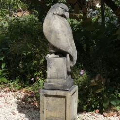 Eagle on Plain Pedestal Modern Stone Garden Statue