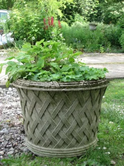 Jardinier Basket Weave 45cm Stone Garden Planter