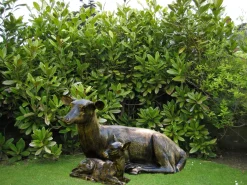 Laying Doe & Fawn 55cm Bronze Metal Garden Statues
