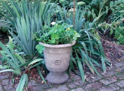 Modena 35 Vase Stone Garden Planter