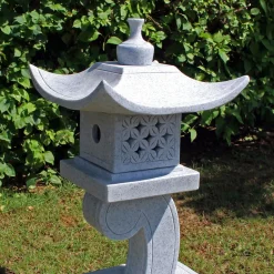 One Tier Japanese Pagoda Lantern Granite Garden Ornament