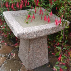Quadrate Natural Granite Stone Garden Birdbath