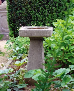 Simple Design Stone Garden Birdbath