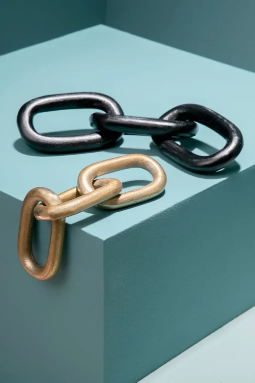 Triple Link 5cm Black Metal Indoor Sculpture