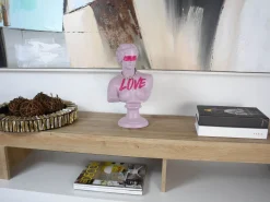 Venus Love 35cm Pink Resin Indoor Sculpture
