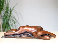 Your Memory Lingers Figurine Bronze Indoor Sculpture